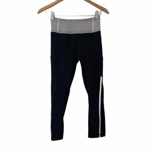 Lululemon Athletica Crop Leggings Pockets Reflective Stripe Black Grey Size 4